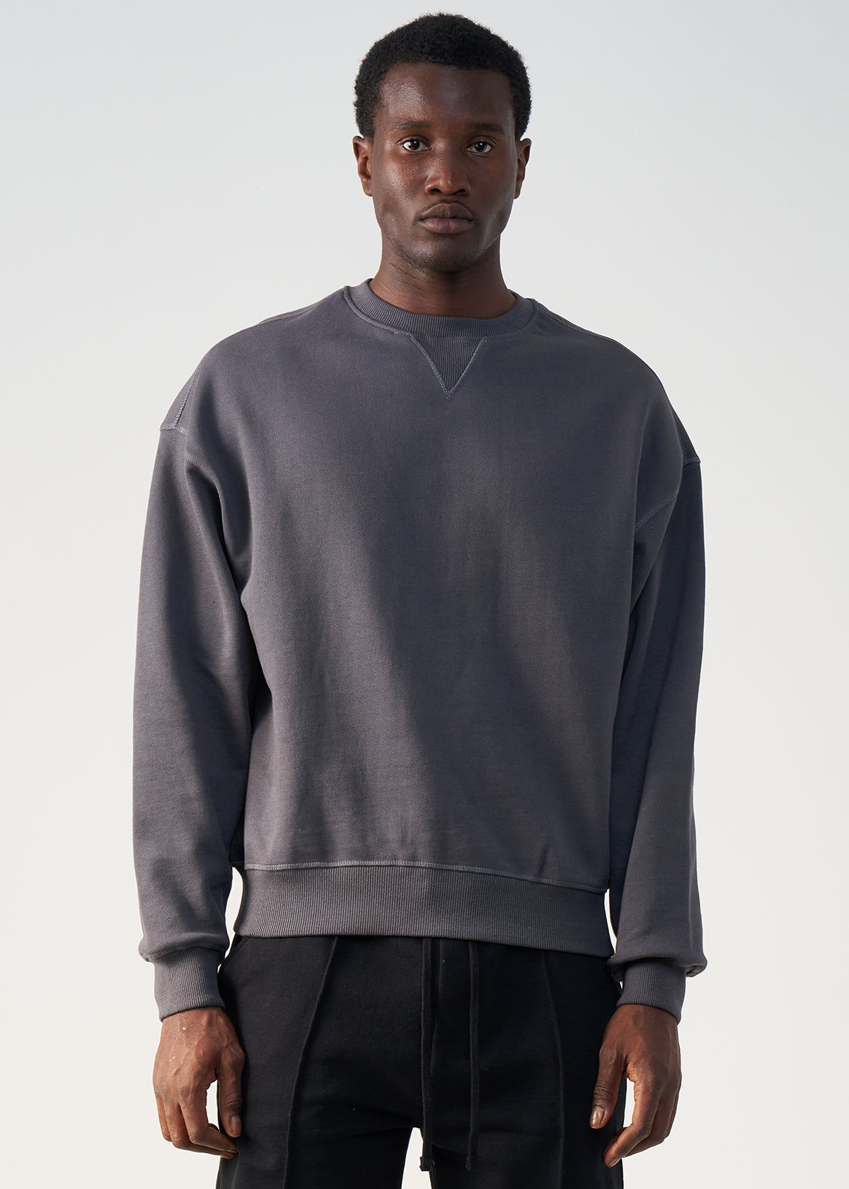 14 OZ Cropped Boxy Heavyweight Crewneck Sweatshirt