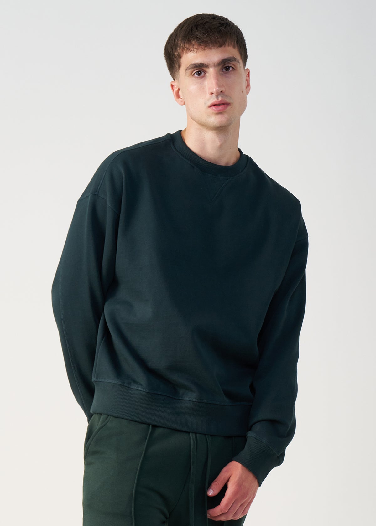 14 OZ Cropped Boxy Heavyweight Crewneck Sweatshirt