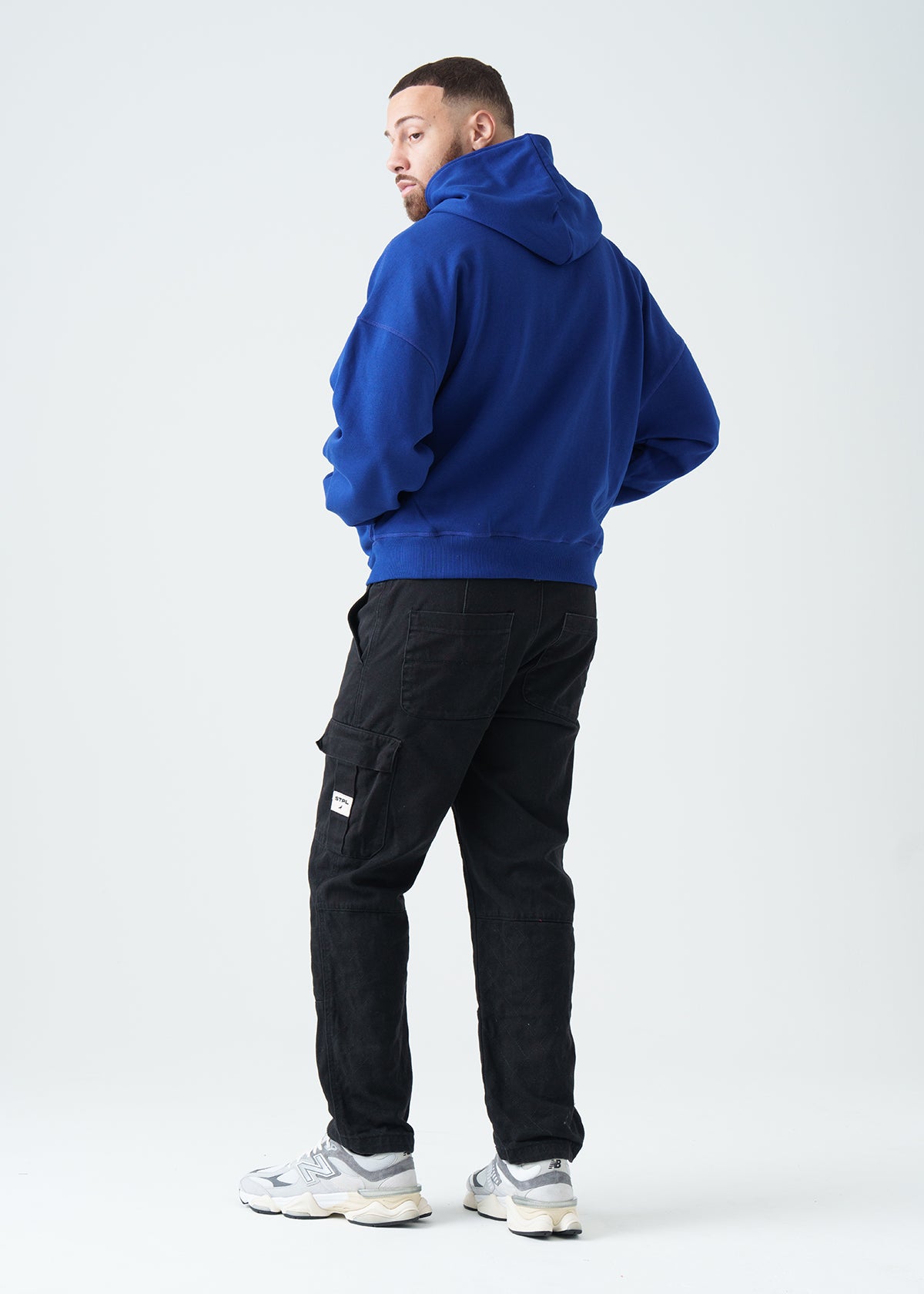 14 OZ Oversized Boxy Heavyweight Full-Zip Sweatshirt